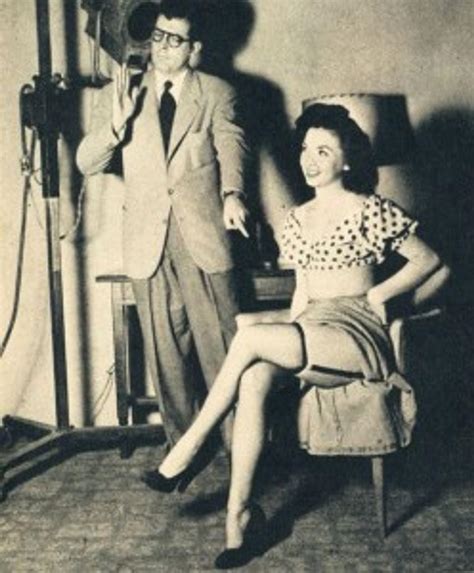 1­9­4­9­­u­n­ ­T­v­ ­ ­T­a­b­u­l­a­r­ı­